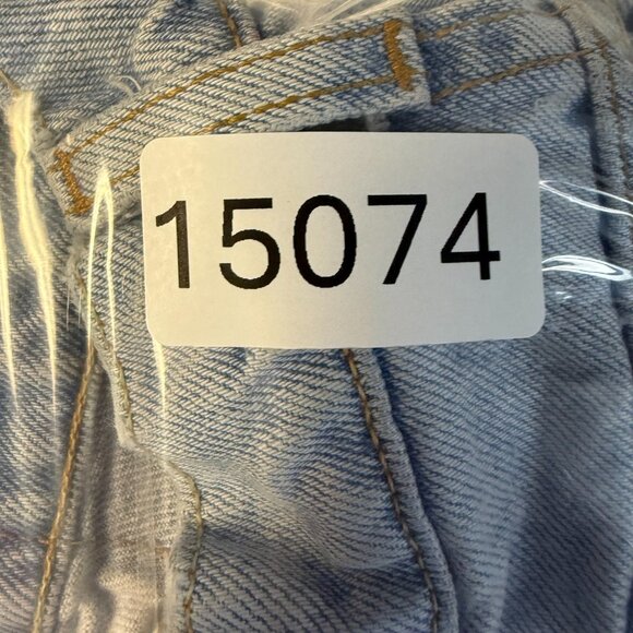 VTG Levi's Shorts Women's 32" x 3" Jeans 90's Denim Cut Off High Waist - Picture 7 of 7